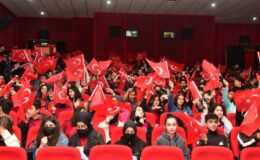 Malatya’da öğrenciler ‘Kurtuluş Hattı’ filmini izledi