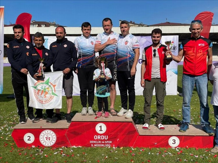 Oryantiring' de Türkiye Şampiyonu, "Bursa İnegöl Belediyespor" 1
