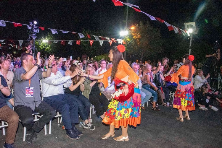 5 ülkeden 350 dansçı Edirne Keşan’da sahne aldı 4