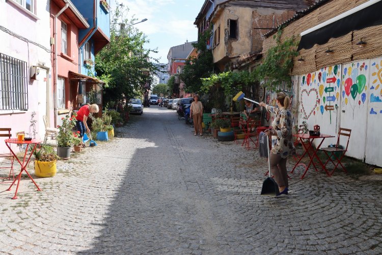 DEVA Mudanya'da 'temiz' farkındalık... Çevre temizliğine kendi sokaklarından başladı 2