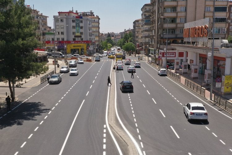 Gaziantep'in yolları yaza hazırlanıyor 259