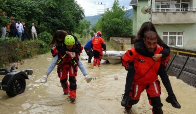 Sel bölgelerinde 235 vatandaş tahliye edildi