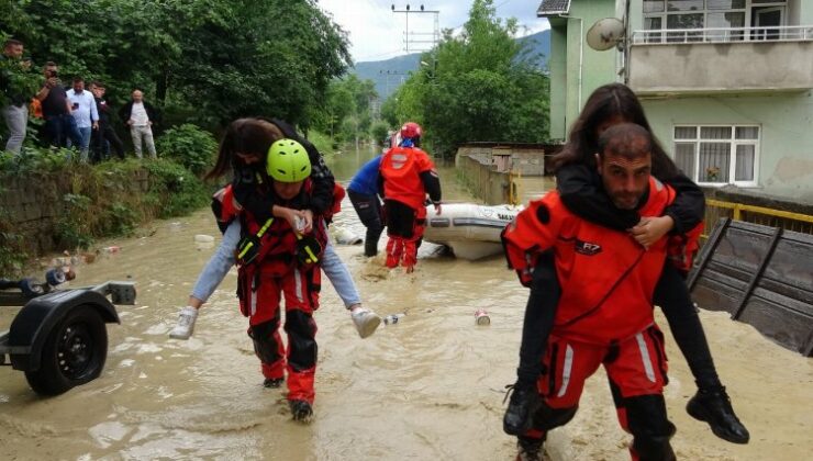 Sel bölgelerinde 235 vatandaş tahliye edildi
