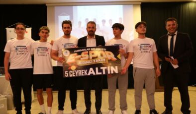 E-Spor Ödülleri Başkan Ertuğrul Çetin’den