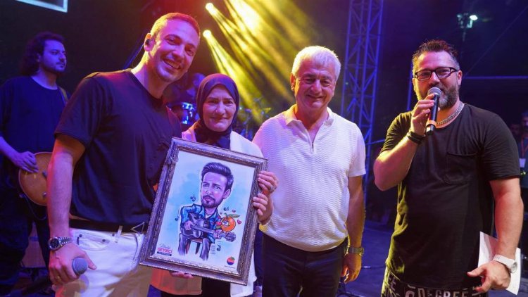 Antalya Finike'de 'Oğuzhan Koç' coşkusu 1 Antalya Finike'de 'Oğuzhan Koç' coşkusu 1