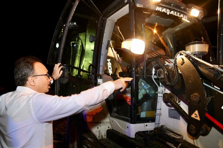 Bilecik'te sel sonrası Vali Kızılkaya sahada 1