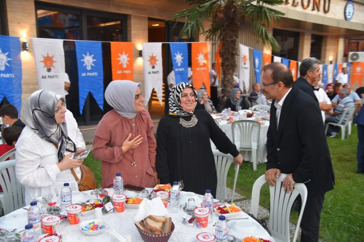 Bursa'da AK Partili kadınlar Yıldırım'da buluştu 2