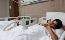 Gazze’de yaralanan Filistinli iki kardeş Ankara’da tedavi altına alındı