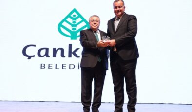 Ankara Film Festivali’nde Taşdelen’e Ödül