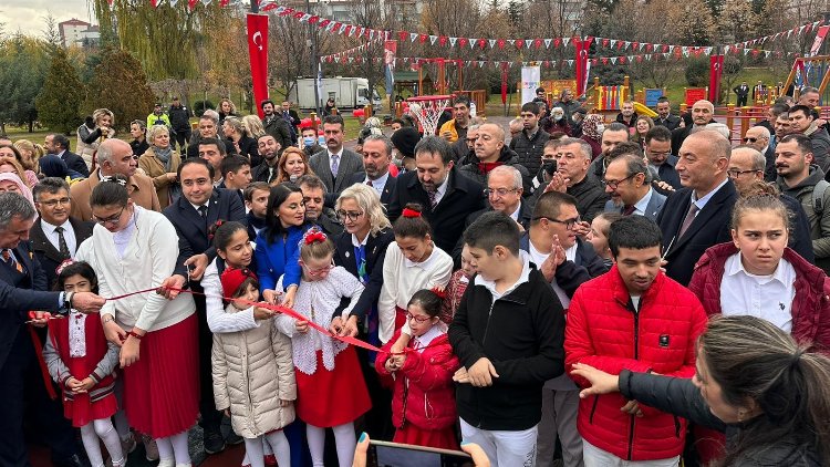 Başkent'te Rotary ve belediye işbirliğiyle park açıldı 2
