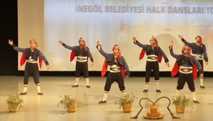 Bursa İnegöl Belediyesi Halk Dansları’ndan KKTC performansı