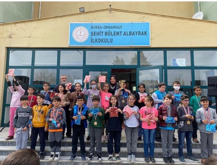 Bursa Orhangazi'de çevre dostu okul 2 Bursa Orhangazi'de çevre dostu okul 2