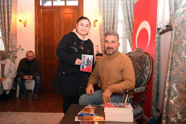 Bursa Osmangazi'de Kedili Tekke’de edebiyat ilgisi 1