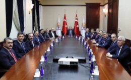 Cumhurbaşkanı Erdoğan, CHP’li büyükşehirlerin grup başkanvekillerini kabul etti