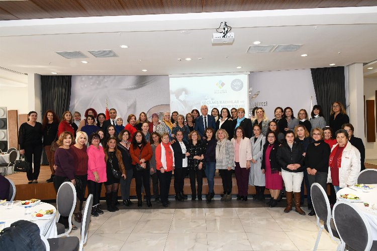 İzmir Karabağlar'da Başkan Selvitopu'dan 'kadın' buluşması 1