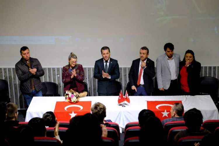 Mesut Şehitoğlu; “Türkiye’nin gelecek hedefleri gençlerin vizyonuyla olacak” 12