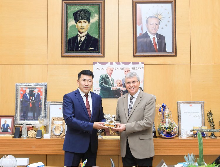 Moğolistan heyeti Sakarya'nın yatırımlara hayran kaldı 2