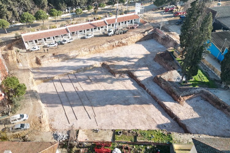 Balıkesir Bandırma'da 'kapalı pazaryeri' hazırlığı