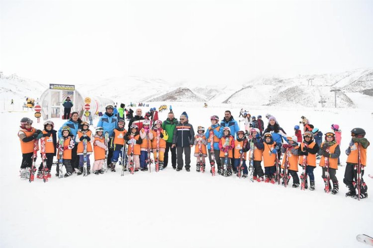 Erciyes Kayak Okulu'na Büyükkılıç'tan ziyaret 2