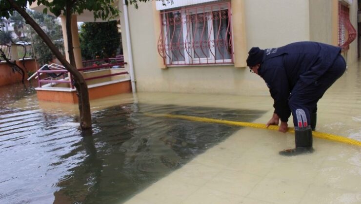 Sel mağduru Antalya’da hayat normale dönüyor