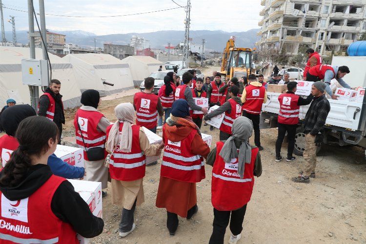 Kızılay hijyen malzemeleri dağıtımlarına ağırlık veriyor 1