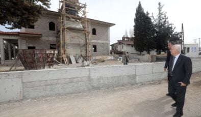 Başkan Yaşar Cami ve Cemevi inşaatlarını denetledi