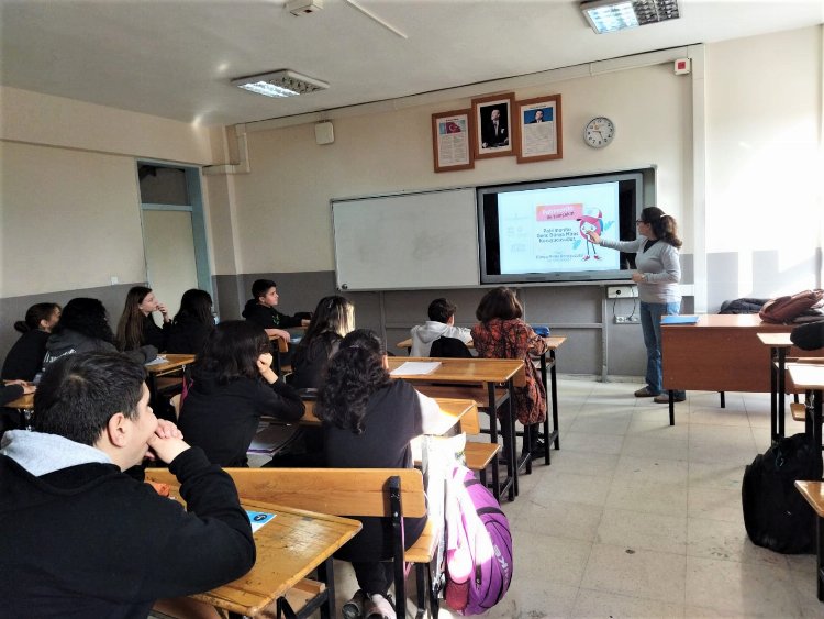 İzmir Bergama'da tarihi değerlere farklı eğitim 1