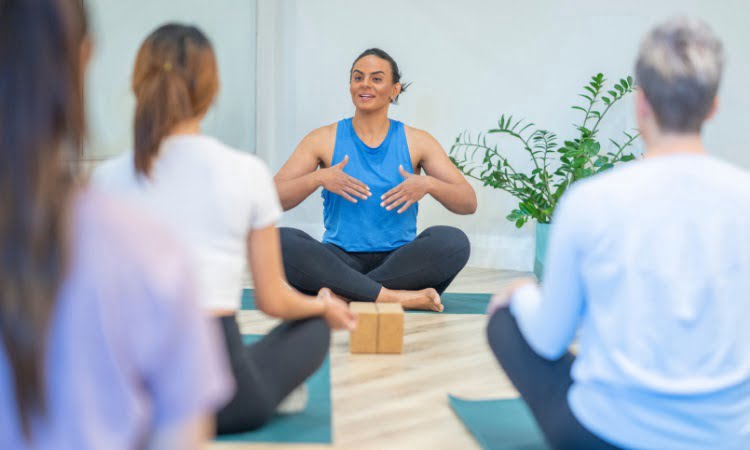 Yoga Dersleriyle Sağlıklı Yaş Alın 5