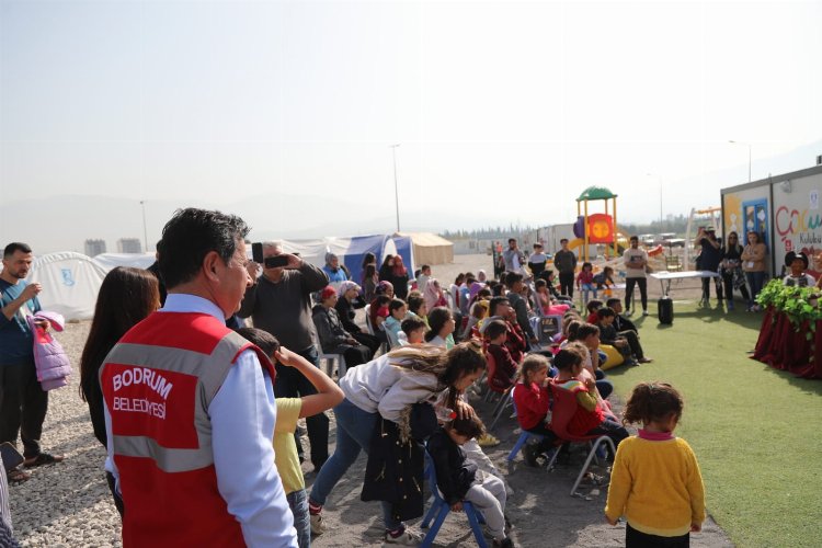 Bodrumlu ekipler 65 gündür afet bölgesinde 2 Bodrumlu ekipler 65 gündür afet bölgesinde 2
