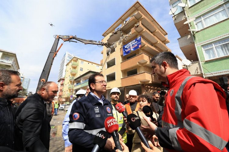 Güvenliği yüzde 0! Çökme riskli 318 binadan biri yıkıldı 1