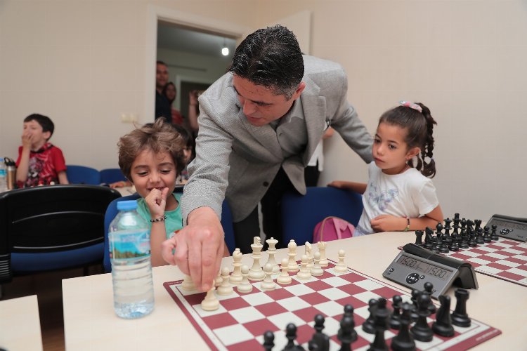 Aliağa Belediyesi Satranç Kulübü’nden yıl sonu turnuvası 1