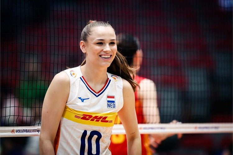 Sarah van Aalen VakıfBank'ta 3 Sarah van Aalen VakıfBank'ta