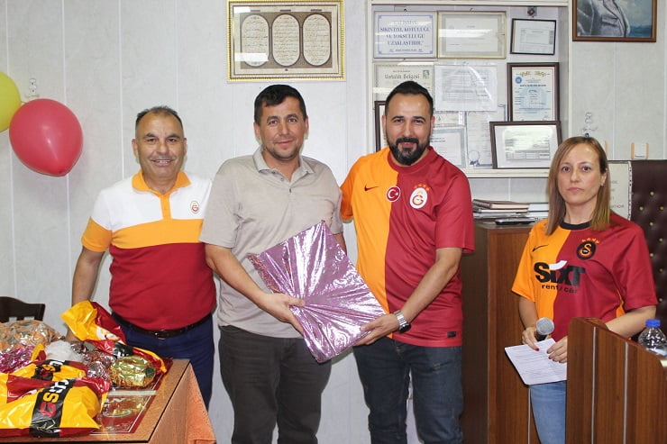 Akyurtlu Galatasaraylılar şampiyonluk yemeğinde buluştu 4