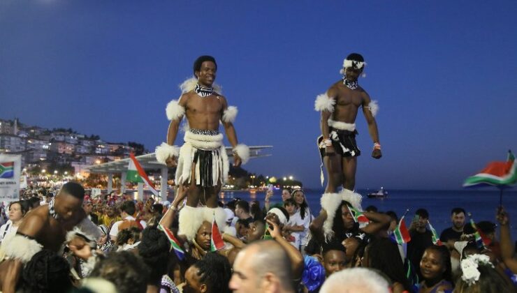 Büyükçekmece’de festival Rio Karnavalını aratmadı