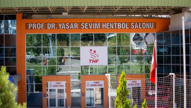 THF’den Türk hentbolunun iki ismine vefa