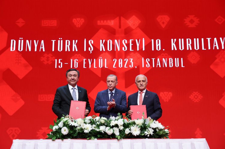 Cumhurbaşkanı Erdoğan Türk dünyasına hitap etti 2