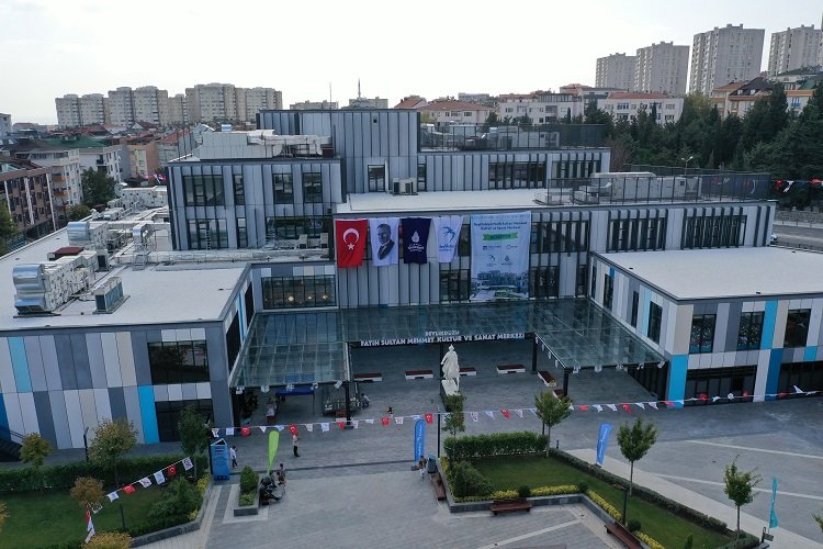 Batı İstanbul'un en büyük kültür tesisi Beylikdüzü'nde 1