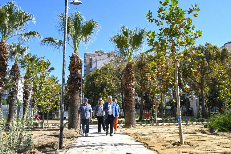 İzmir Karabağlar'da Uğur Mumcu Parkı '100. yıla' hazırlanıyor 1