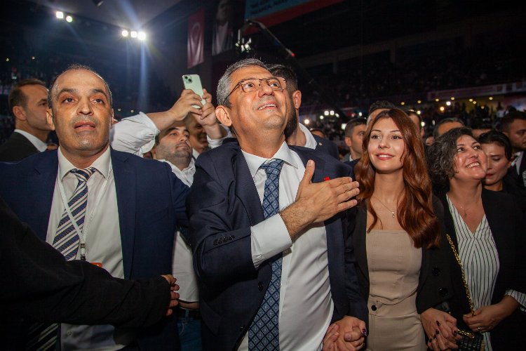 CHP'nin yeni Genel Başkanı Özgür Özel 2