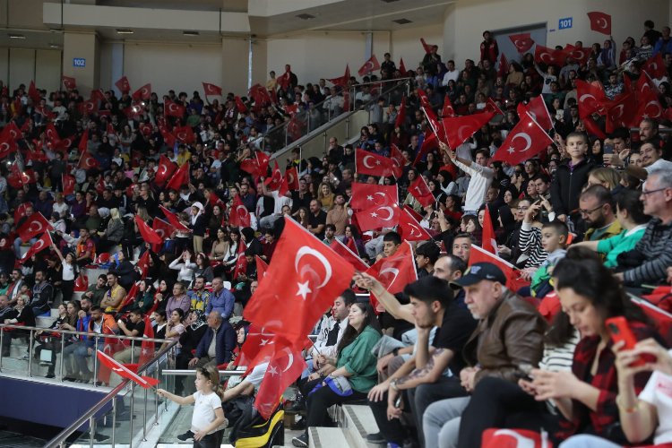 Potanın Perileri farklı kazandı 1 Potanın Perileri farklı kazandı 1