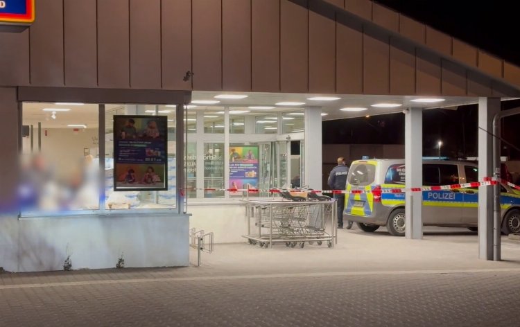 Almanya'da süpermarkette cinayet! 1 Almanya'da süpermarkette cinayet! 1
