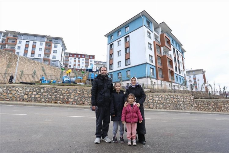 Bursa İnegöl'de 3. Etap ilk konutlar teslim edildi 1 Bursa İnegöl'de 3. Etap ilk konutlar teslim edildi 1