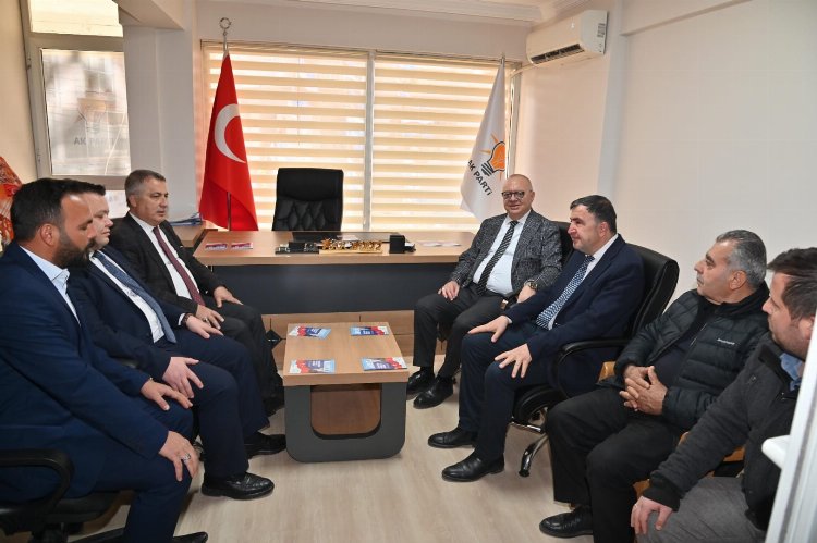 Başkan Ergün ve Başkan Alhan, AK Parti İlçe Teşkilatını ziyaret etti 1