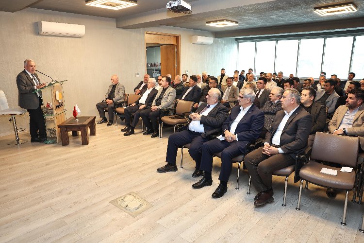 Şadi Özdemir: "Kentsel dönüşüm bölgesel yapılmalı" 2