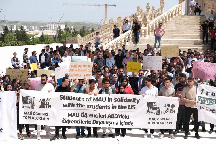 ABD’li öğrenci ve akademisyenlere Mardin’den destek geldi 22