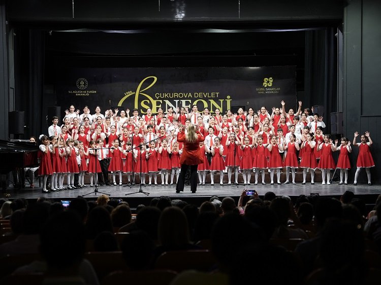 Haluk Levent Adana'yı salladı 1