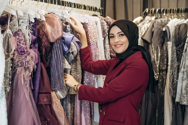 Modacı Özlem Değirmen Bursa’dan dünyaya açılacak 1 Modacı Özlem Değirmen Bursa’dan dünyaya açılacak 1